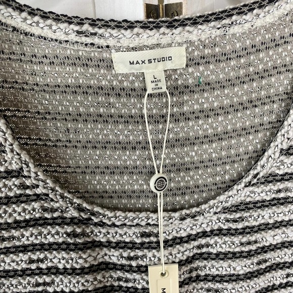 Max Studio Black and white knit shift dress - Picture 6 of 8